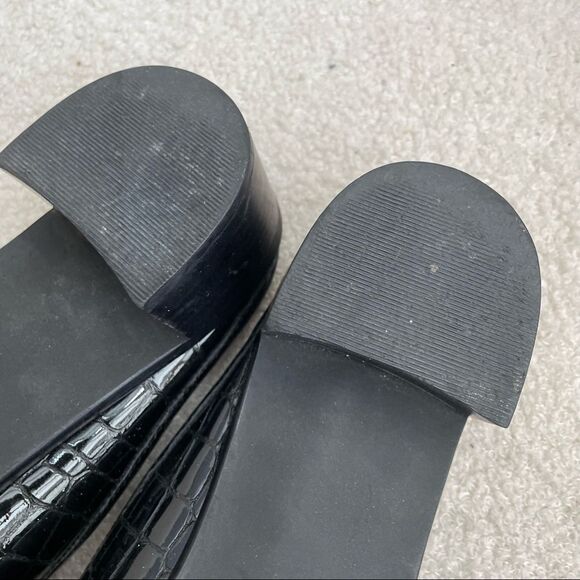 Stuart Weitzman Black Crocodile Patent Leather Block Heel Mules Shoes 8 Narrow - Picture 9 of 11